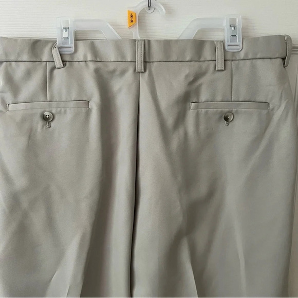 Haggar Mens Dress Pants 38/32 Biege Classic Fit Business Casual Golfcore Preppy - Picture 10 of 17